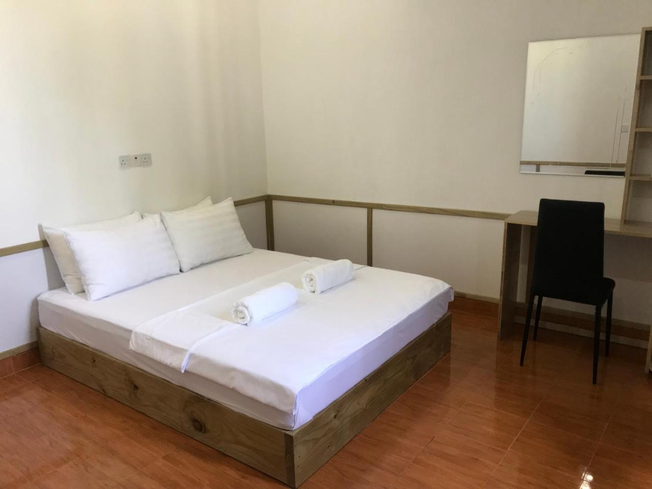String Wave Maldives Hotel Гулхи Екстериор снимка