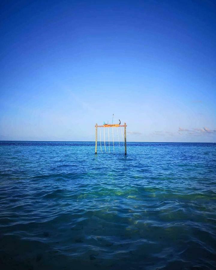 String Wave Maldives Hotel Гулхи Екстериор снимка
