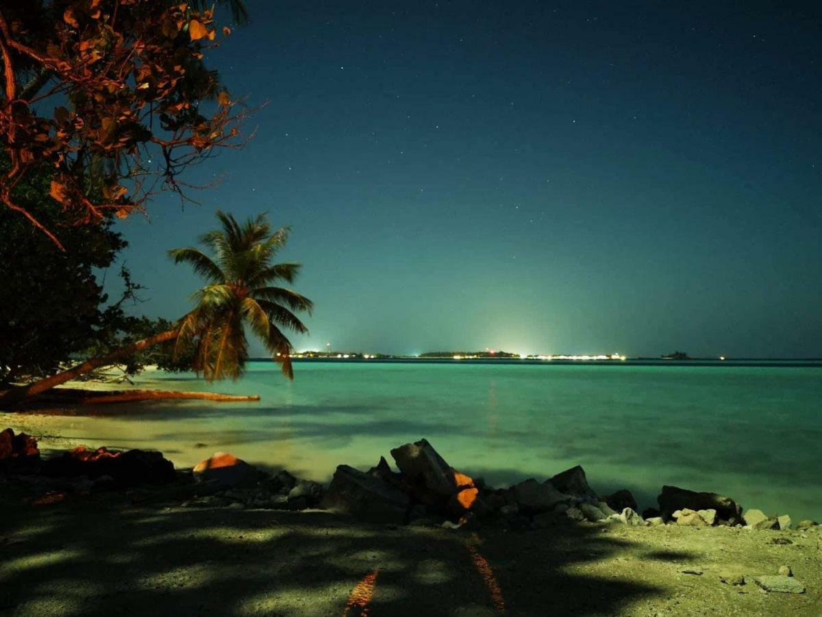 String Wave Maldives Hotel Гулхи Екстериор снимка