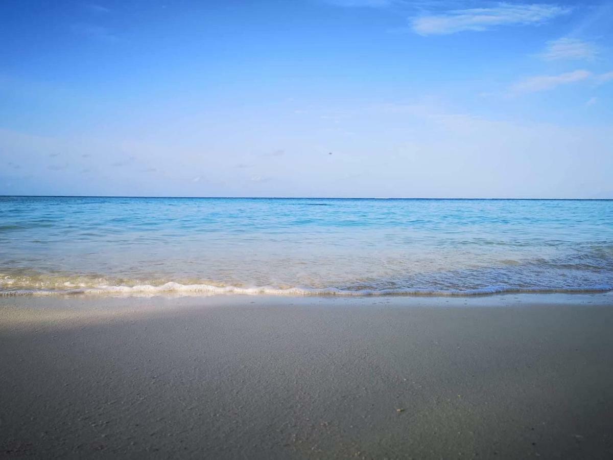 String Wave Maldives Hotel Гулхи Екстериор снимка