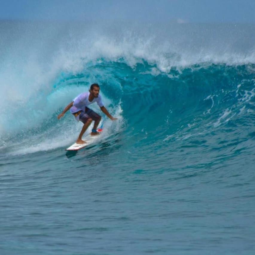 String Wave Maldives Hotel Гулхи Екстериор снимка