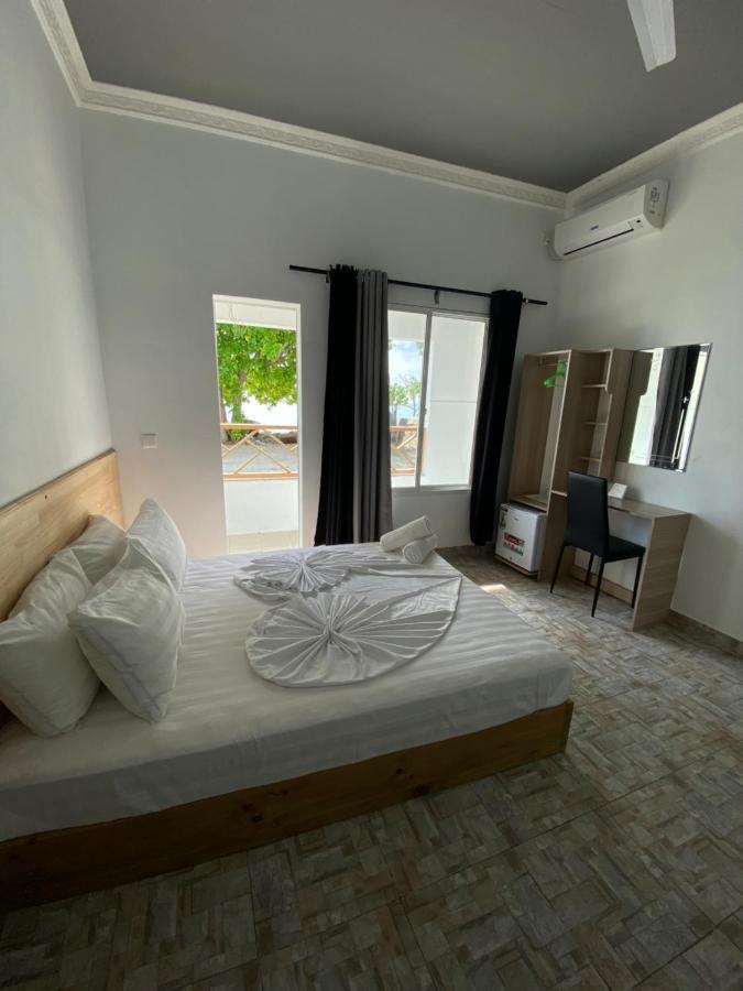String Wave Maldives Hotel Гулхи Екстериор снимка